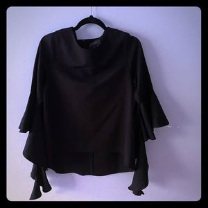 Gracia Flutter sleeve top